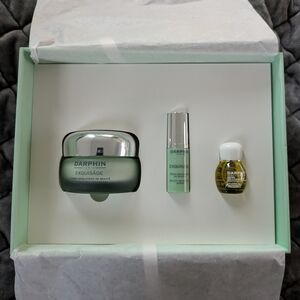 Exquisage Skincare Set - Green and Gold